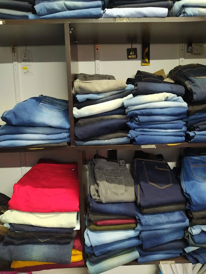 Modas N y D ropa al por mayor en Medellìn jeans camisetas en Medellín