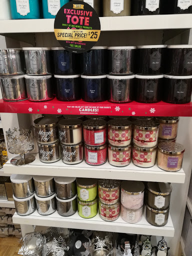 Beauty Supply Store «Bath & Body Works», reviews and photos, 6827 Alexandria Pike, Alexandria, KY 41001, USA