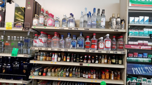 Liquor Store «Country Club Liquors», reviews and photos, 74495 CA-111, Palm Desert, CA 92260, USA