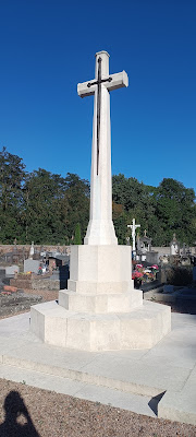 Nesle Communal Cemetery à Nesle