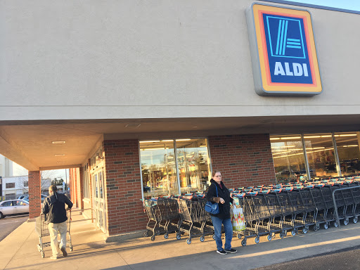 ALDI, 1365 Lee St, Des Plaines, IL 60018, USA, 