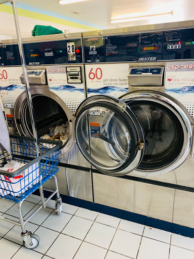 Car Wash «Splash & Dash Car Wash & Coin Laundromat», reviews and photos, 7770 Cincinnati Dayton Rd, West Chester Township, OH 45069, USA