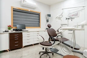 SMILE DENTAL CLINIC & IMPLANT CENTRE(NEW BRANCH), DR SUMEET SHERWANI image