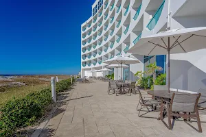 Holiday Inn Express Pensacola Beach, an IHG Hotel image