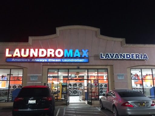 Laundromat «Laundromax», reviews and photos, 837 S Prairie Ave, Inglewood, CA 90301, USA