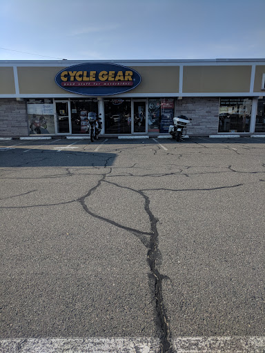 Motorcycle Parts Store «Cycle Gear», reviews and photos, 63 Tolland Turnpike, Manchester, CT 06040, USA