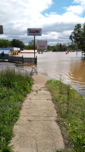 Grocery Store «Town & Country Supermarket», reviews and photos, US-160, Doniphan, MO 63935, USA