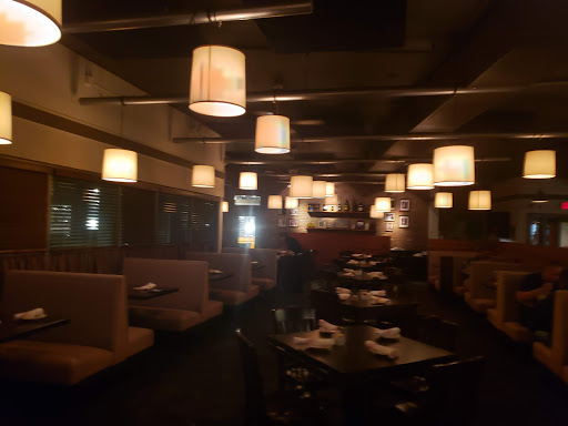 Shopping Mall «Kings Pointe Shopping Center», reviews and photos, 601 S Kings Dr, Charlotte, NC 28204, USA