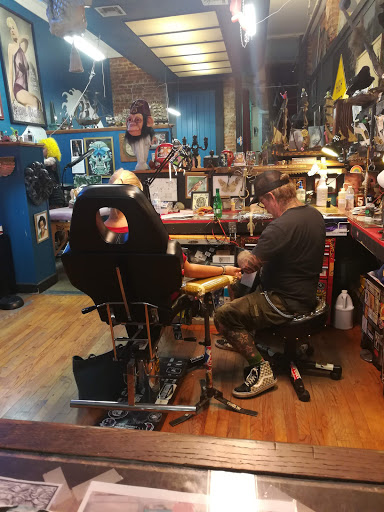 Tattoo Shop «Hell or High Water Tattoo shop», reviews and photos, 2035 Magazine St, New Orleans, LA 70130, USA