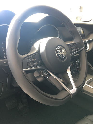 Van Nuys Alfa Romeo image