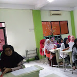Review SD Emirattes Islamic School