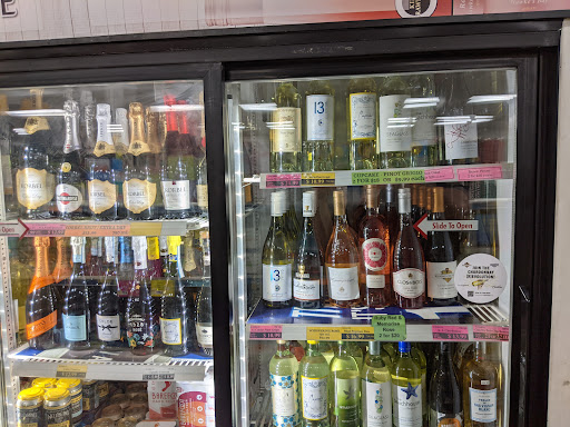 Liquor Store «Tiverton Liquor Store», reviews and photos, 65 Main Rd, Tiverton, RI 02878, USA