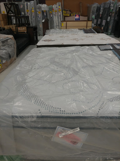 Appliance Store «Sears Outlet», reviews and photos, 10200 Colerain Ave Ste 11, Cincinnati, OH 45251, USA