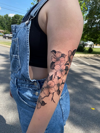 Tattoo Shop «Safe House Tattoo Studio», reviews and photos, 1200 Clinton St #40, Nashville, TN 37203, USA