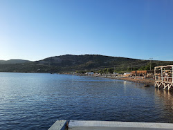 Sivrice beach'in fotoğrafı ve yerleşim
