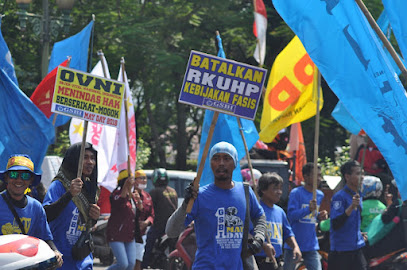 Gabungan Serikat Buruh Indonesia (GSBI)