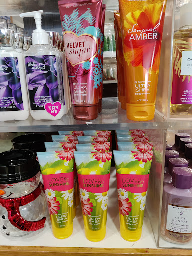 Beauty Supply Store «Bath & Body Works», reviews and photos, 3939 IH-35 S 502, San Marcos, TX 78666, USA