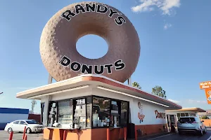 Randy's Donuts image
