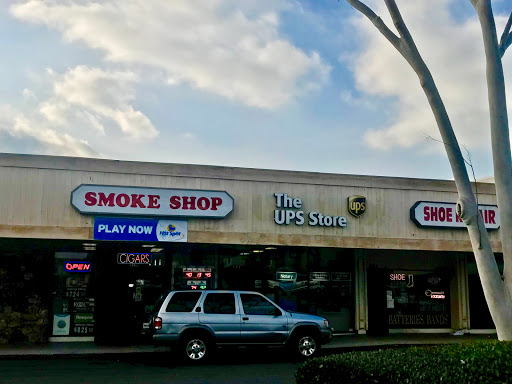 Shipping and Mailing Service «The UPS Store», reviews and photos, 921 N Harbor Blvd, La Habra, CA 90631, USA