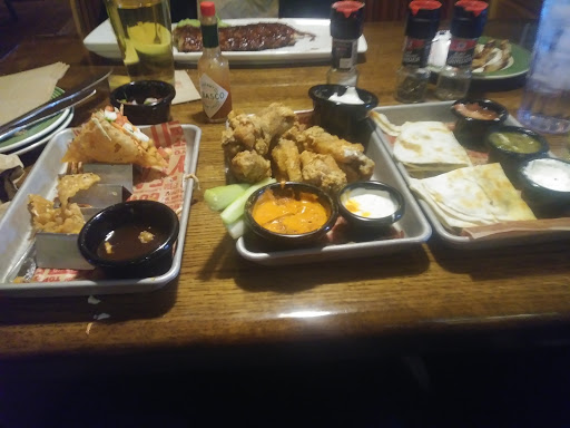 Shopping Mall «Beards Hill Plaza Shopping Center», reviews and photos, 949 Beards Hill Rd, Aberdeen, MD 21001, USA