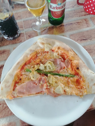 Recenzije Pizzeria Orfej u Mali Lošinj - Restoran