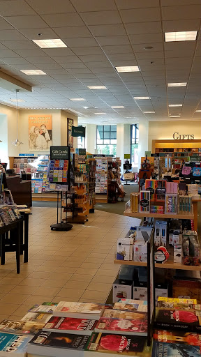 Book Store «Barnes & Noble», reviews and photos, 631 E Boughton Rd, Bolingbrook, IL 60440, USA