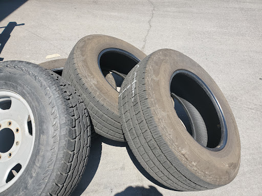 Tire Shop «Discount Tire Store - Mesa, AZ», reviews and photos, 2030 S Country Club Dr, Mesa, AZ 85210, USA