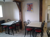 Atmosphère du Restaurant Brasserie Des Arènes à Aignan - n°4