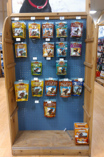 Pet Supply Store «CountryMax - Brockport», reviews and photos, 4875 Lake Rd N, Brockport, NY 14420, USA