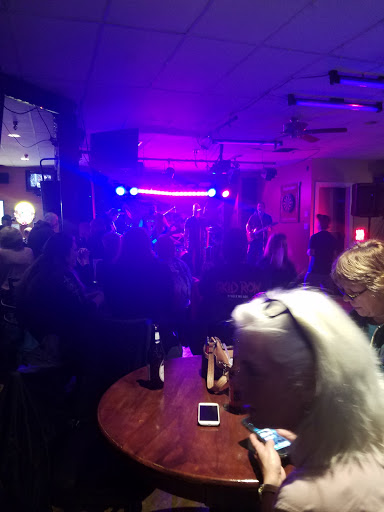 Restaurant «Back Stage Pub & Restaurant», reviews and photos, 60 Pearl St, Essex Junction, VT 05452, USA