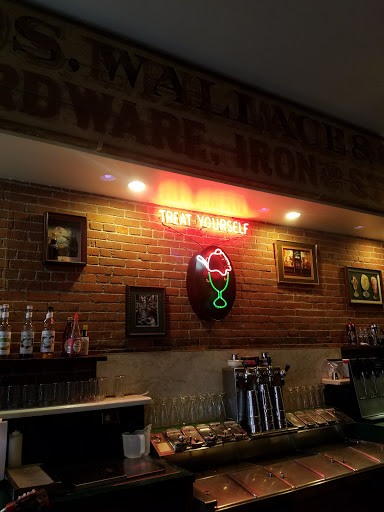 Ice Cream Shop «Sweet Creams Cafe», reviews and photos, 429 Main St, Stroudsburg, PA 18360, USA