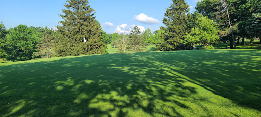 Public Golf Course «St Denis Golf Club & Party Center», reviews and photos, 10660 Chardon Rd, Chardon, OH 44024, USA
