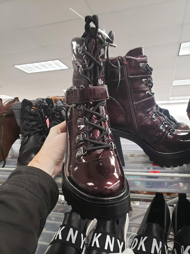 Clothing Store «Burlington Coat Factory», reviews and photos, 600 Northtown Dr, Blaine, MN 55434, USA