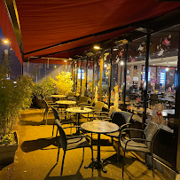 Atmosphère du Restaurant français LA PROVIDENCE BRASSERIE BAR TABAC RESTAURANT à Voisins-le-Bretonneux - n°11