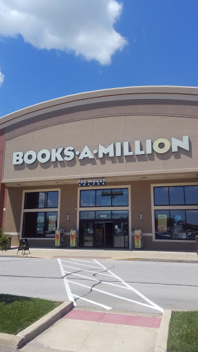 Book Store «Books-A-Million», reviews and photos, 6601 Edwardsville Crossing Dr, Edwardsville, IL 62045, USA