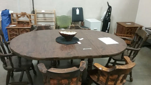 Thrift Store «Goodwill Store and Donation Center - Platteville», reviews and photos, 2001 Progressive Pkwy, Platteville, WI 53818, USA