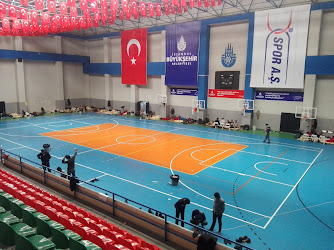 İbb Metin Oktay Spor Tesisi