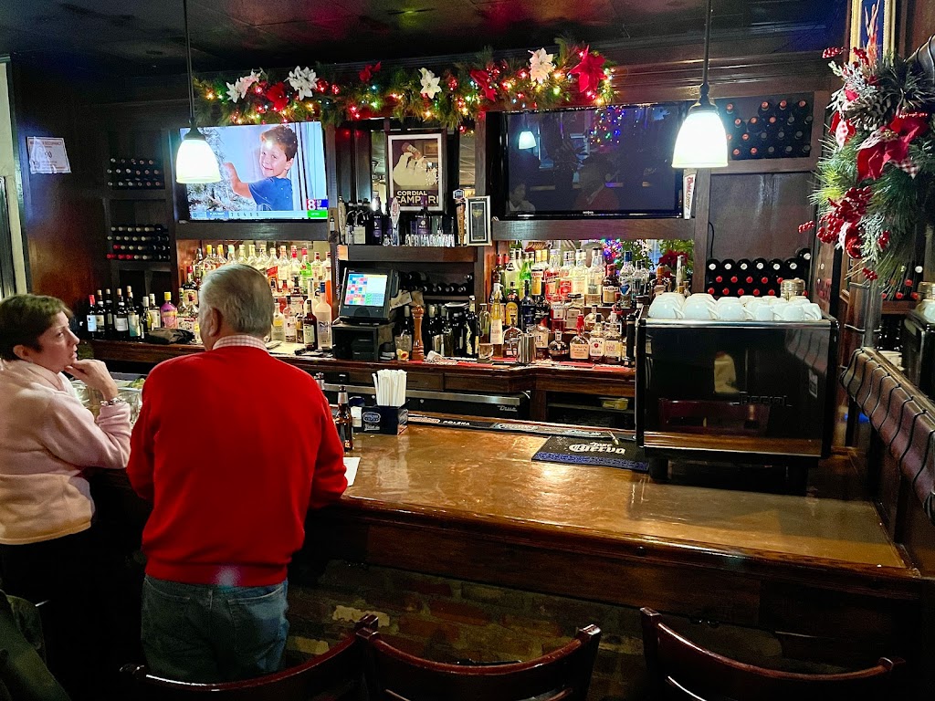 Reggiano's Restaurant 06460