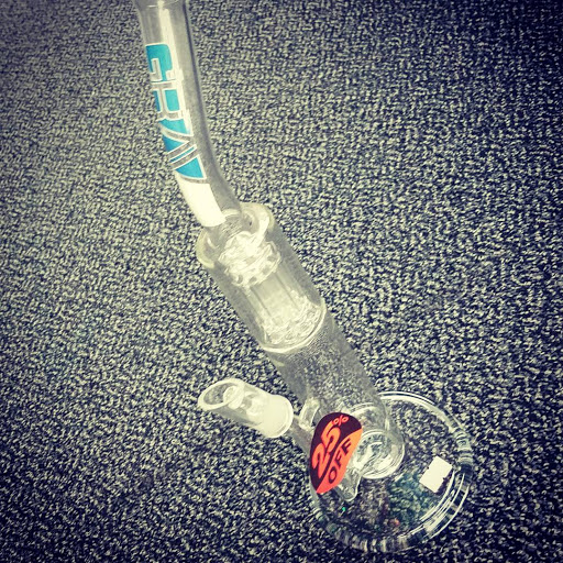 Novelty Store «Cloud 9 Smoke Shop», reviews and photos, 32350 TX-249 #90, Pinehurst, TX 77362, USA