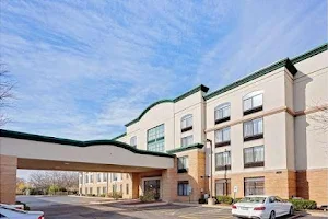 Wingate by Wyndham Arlington Heights image
