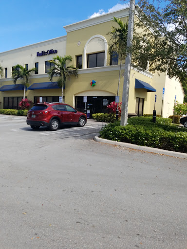 Print Shop «FedEx Office Print & Ship Center», reviews and photos, 1548 Weston Rd, Weston, FL 33326, USA