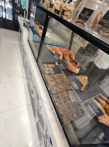 Opinii despre DIMITRIS MOUTSAKIS în Χανιά - Αρτοποιείο