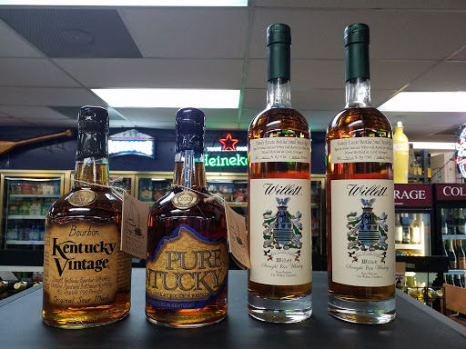 Liquor Store «Empire Package Super Store», reviews and photos, 5420 Peachtree Blvd, Chamblee, GA 30341, USA