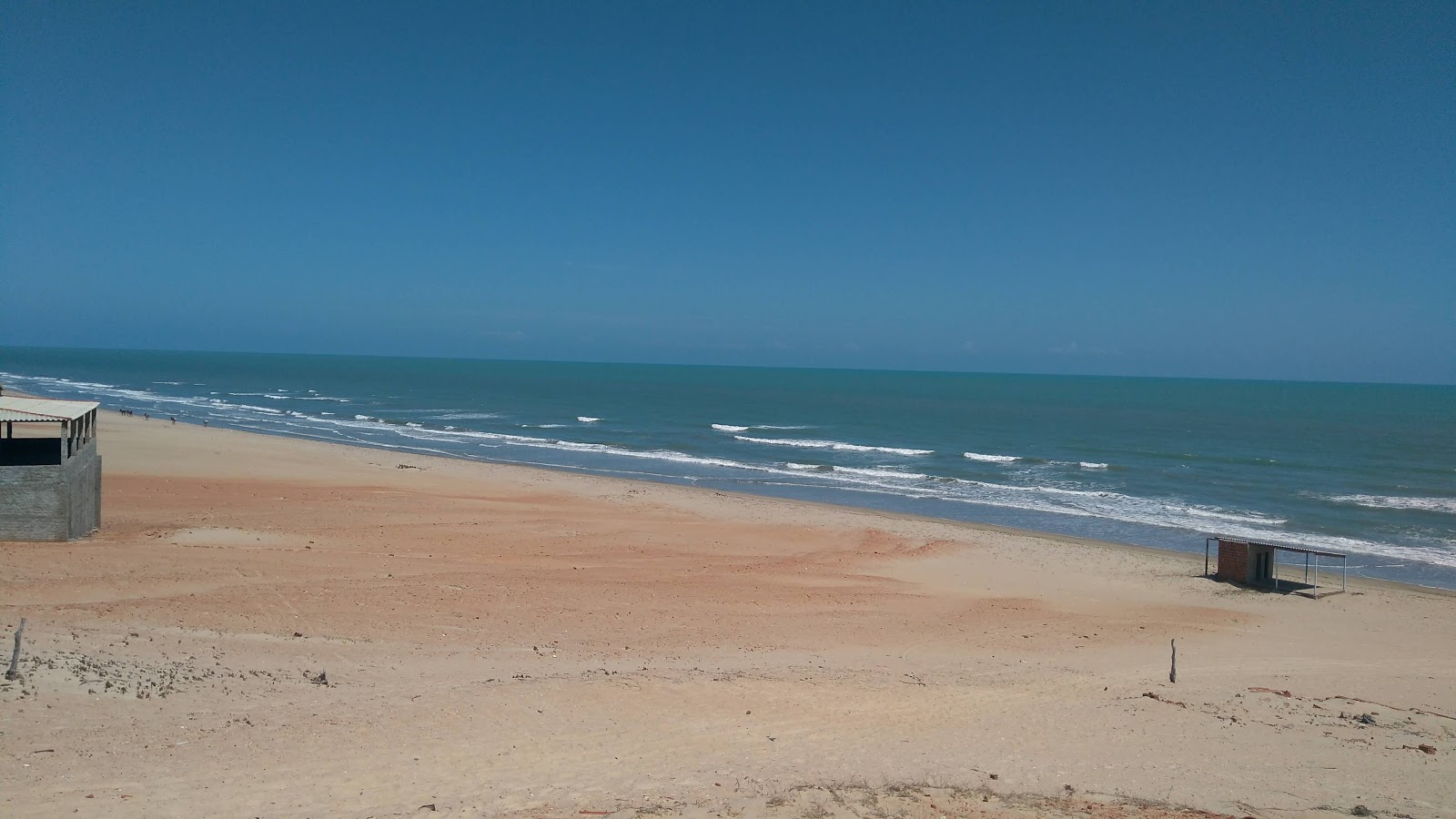 Foto von Strand Pedra Grande mit beiger sand Oberfläche