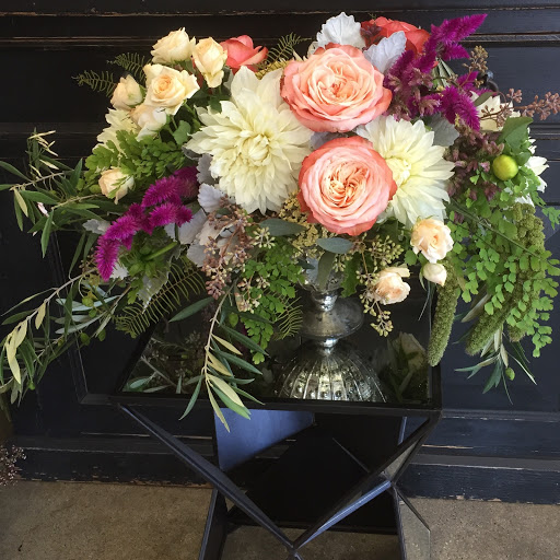 Florist «Crescenta Valley Flowers», reviews and photos, 2900 Foothill Blvd, La Crescenta, CA 91214, USA