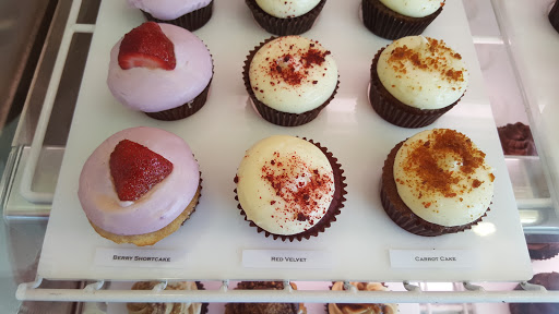 Cake Shop «Lark Cake Shop Pasadena», reviews and photos, 1355 N Hill Ave, Pasadena, CA 91104, USA