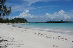 Foto di Sakalava beach e l'insediamento