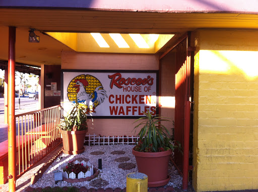 Roscoe's Chicken And Waffles - Pico Blvd.