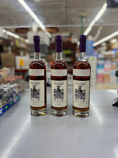 Liquor Store «Cardinal Wine & Spirits», reviews and photos, 980 IL-21, Gurnee, IL 60031, USA