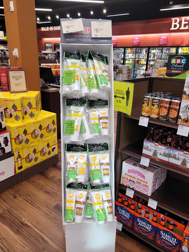 Liquor Store «ABC Fine Wine & Spirits», reviews and photos, 555 N Orlando Ave, Cocoa Beach, FL 32931, USA